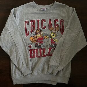 Garfield Chicago Bulls Sweatshirt